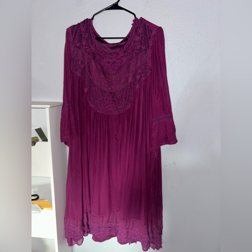 Elegant Lace Detail Women's Top - Purple magenta - Picture 3 of 11